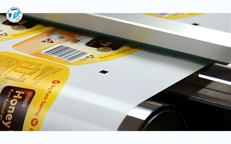 Sử dụng nước rửa máy in decal đúng giúp hạn chế lem mực, in không đều